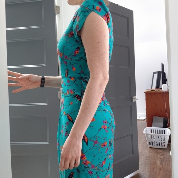 Beautiful bird print dress - Picture 7 of 7